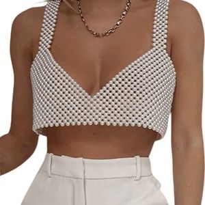 Chic Cropped Pearl Top